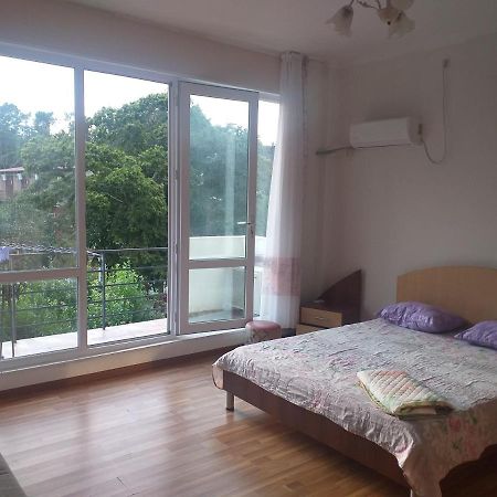 Lily Pearls Inn Kobuleti Exterior foto